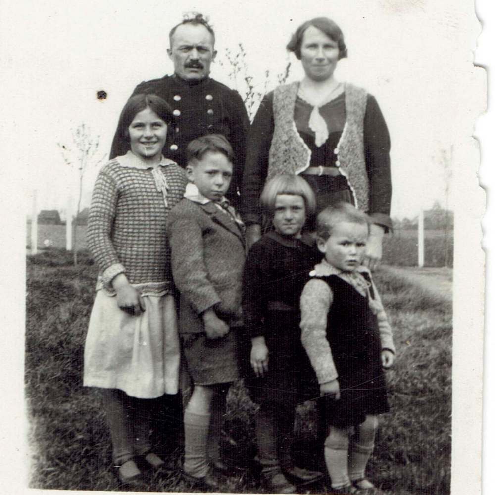 SUPPLIED
Passages feature - André Achille Goussaert
- Goussaert family - 1932
- André is second from bottom left
Winnipeg Free Press 2021
