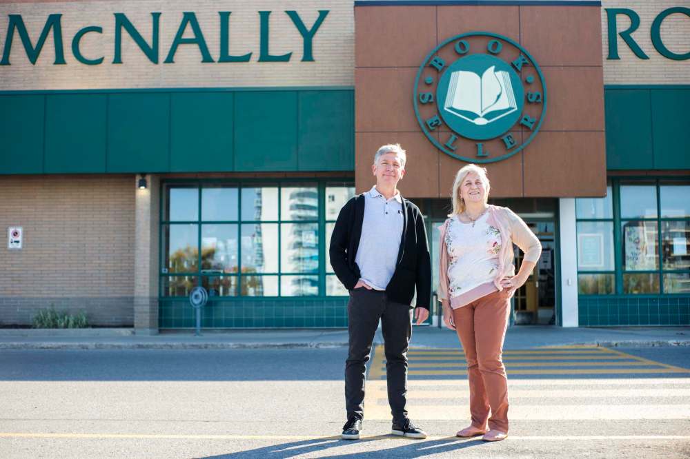 MIKAELA MACKENZIE / WINNIPEG FREE PRESS
Chris Hall and Lori Baker pose for a portrait at McNally Robinson's Grant Park location in Winnipeg on Thursday, Oct. 7, 2021. The Grant Park location is turning 25 on October 15, and McNally Robinson is 40. For Ben Waldman story.
Winnipeg Free Press 2021.