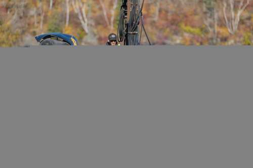 TOM THOMPSON PHOTO
Lake of the Woods Brewing submerge bottles of beer for the winter.
Winnipeg Free Press October 2021