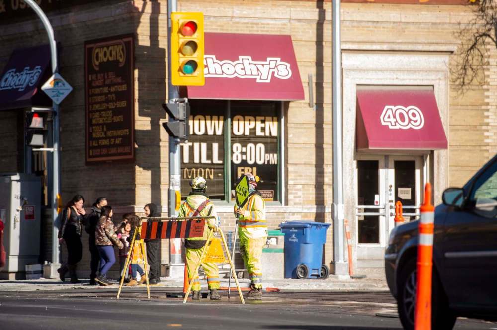 Mike Sudoma / Winnipeg Free Press
Construction along a small section of Selkirk Avenue has been ongoing for months, but is expected to wrap up soon.