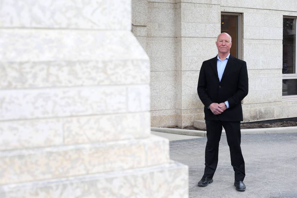 Realtor David De Leeuw believes the new technology will remove some risk for buyers. (Shannon VanRaes / Winnipeg Free Press)