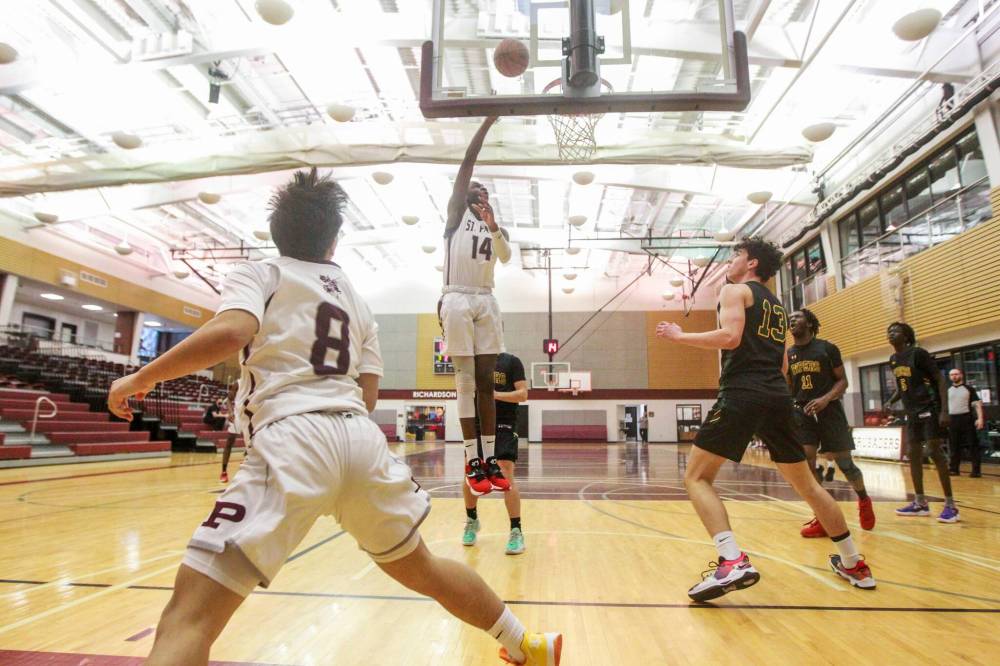 Nyagudi first started playing basketball while a Grade 7 student at Linden Meadows School. (Mikaela MacKenzie / Winnipeg Free Press)