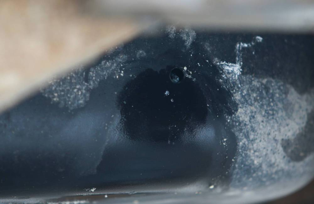 JOHN WOODS / WINNIPEG FREE PRESS
A gas tank of a vehicle at Little People’s Place Daycare was drilled and the gas stolen.