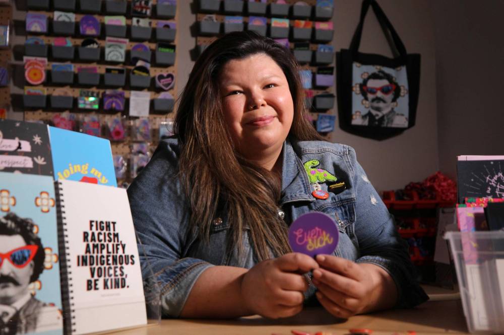 RUTH BONNEVILLE / WINNIPEG FREE PRESS
Amy Jackson’s company, Nativelovenotes, has merchandise including stickers, stationery, buttons, jewelry, phone accessories, prints, clothing and home wares.