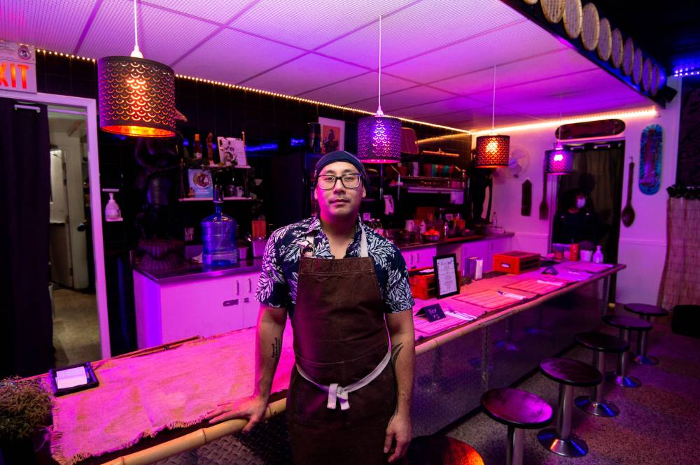 Mike Sudoma / Winnipeg Free Press
Allan Pineda is giving the concept of the tiki bar a Filipino — and alcohol-free — twist.