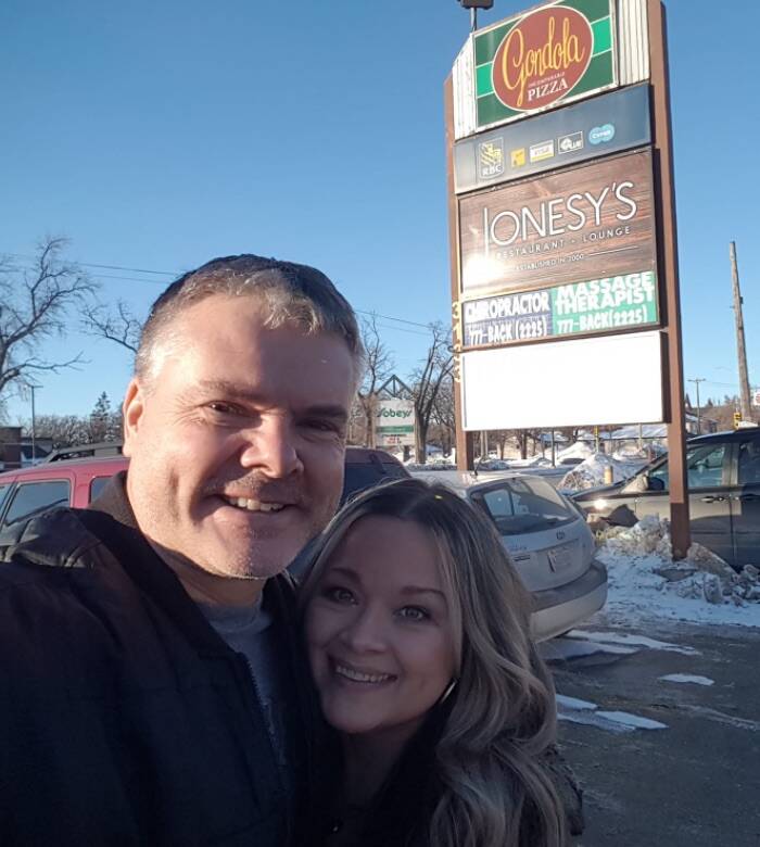 Kerry O’Brien / Facebook
The O’Briens visit Jonesy’s Restaurant and Lounge in East St. Paul.