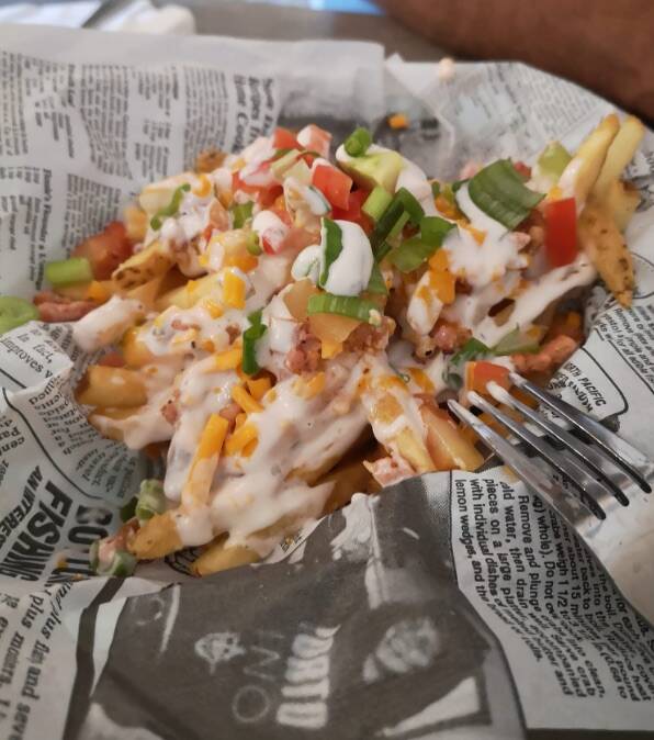 Teresa Butler-Fidkalo / Facebook
Cheddar Bacon Ranch fries at Kaleigh’s Brew Barn in Riverton