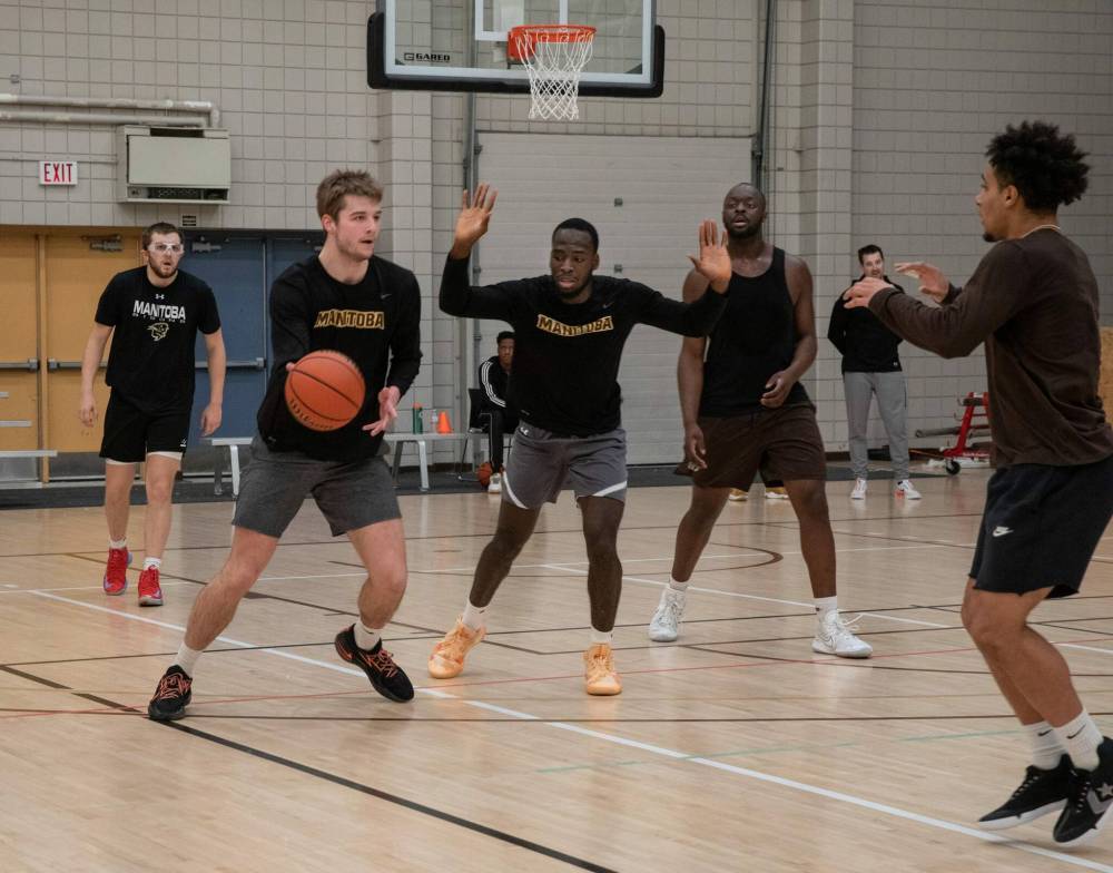 JESSICA LEE / WINNIPEG FREE PRESS Hildebrandt’s ability to play on the perimeter and in the post helps to set him apart.