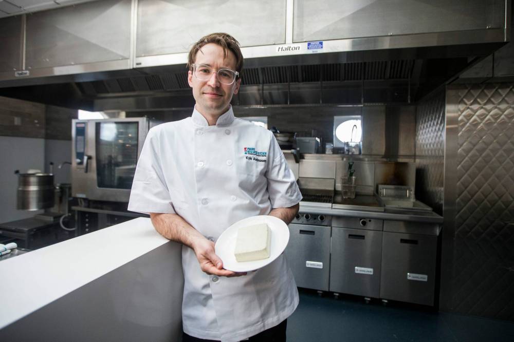 MIKAELA MACKENZIE / WINNIPEG FREE PRESS
Kyle Andreasen, a chef by trade, is a reseach co-ordinator at the Prairie Research Kitchen at Red River College Polytechnic.