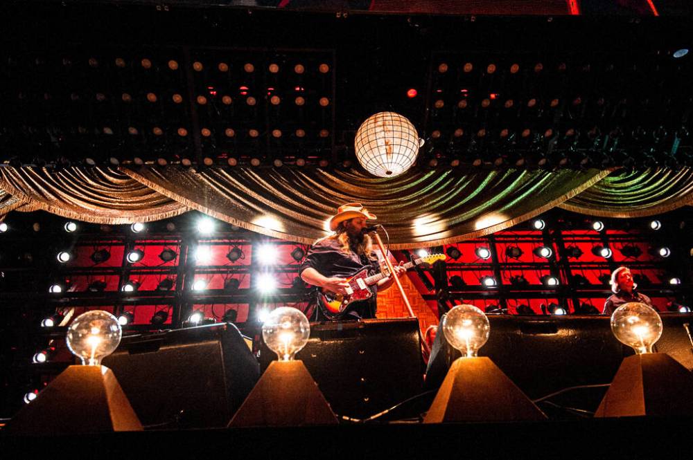 MIKE SUDOMA / WINNIPEG FREE PRESS
It’s his lyrics that set Chris Stapleton above most songwriters these days, and he has that knack of putting a twist in breakup and getting-back-together songs that elude so many.