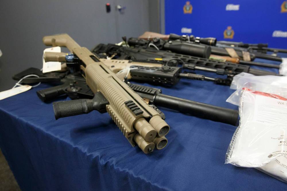 MIKE DEAL / WINNIPEG FREE PRESS FILESMost of the 1,300 firearms seized by Winnipeg police in 2021 were smuggled in from the U.S., made in private homes using mail-order gun kits and parts transmitted via 3-D printers, or sold by black-market gun dealers.