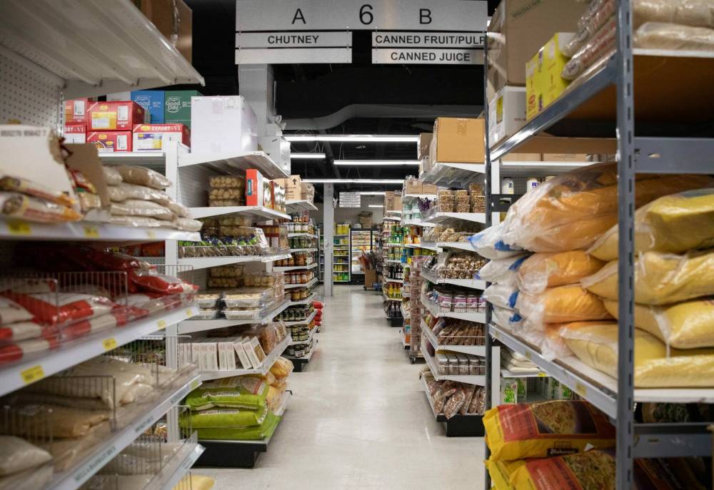 JESSICA LEE / WINNIPEG FREE PRESSDino’s, which relocated to 84 Isabel St. from its longtime home on nearby Notre Dame Avenue in October 2019, will celebrate its 40th year in operation early in the new year.