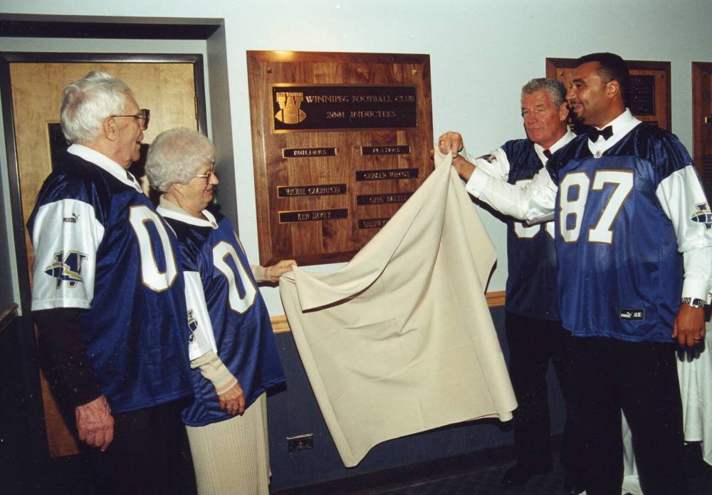 SUPPLIED Vickie Czarnecki at the 2001 Hall of Fame induction ceremony. In the 87 jersey is fellow inductee Gerald Wilcox.