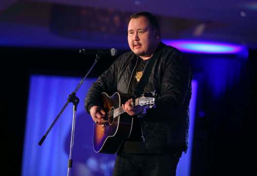 William Prince and his band played three songs on CBS This Morning Saturday. (Jason Halstead / Winnipeg Free Press files)