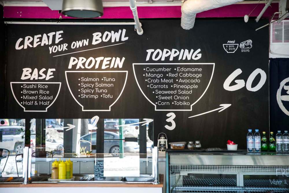 Poké Mono needs to get on food-delivery service apps in order to survive. (Mikaela MacKenzie / Winnipeg Free Press)