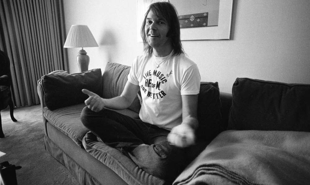 PHIL HOSSACK / WINNIPEG FREE PRESS FILES
Neil Young, seen during a 1987 interview at the Sheraton Hotel in Winnipeg, is releasing Homegrown, an album he declined to release in 1975.