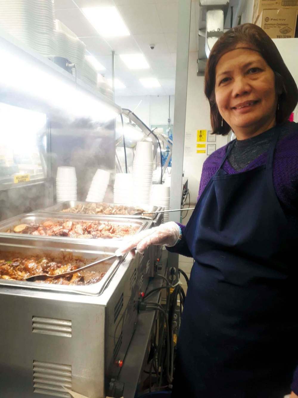 CANSTAR FILES
The takeout counter at Tindahan Food Mart on Sargent Avenue offers all kinds of Filipino favourites.