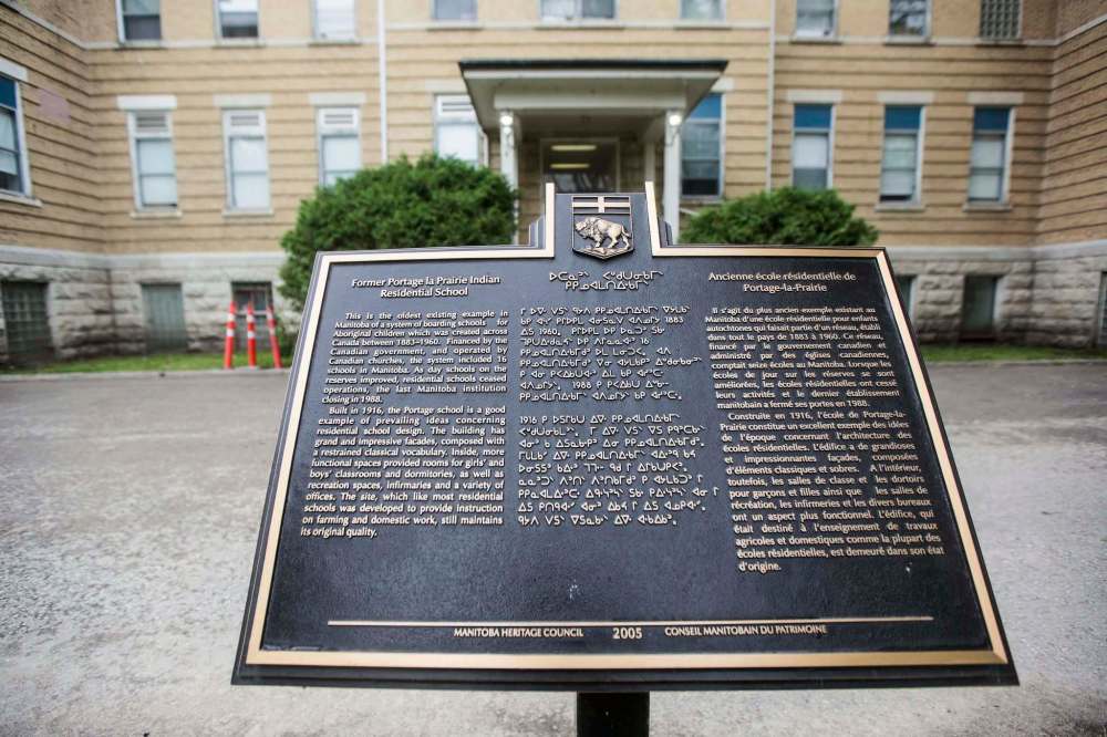 MIKAELA MACKENZIE / WINNIPEG FREE PRESSA plaque with information about the history of the building.