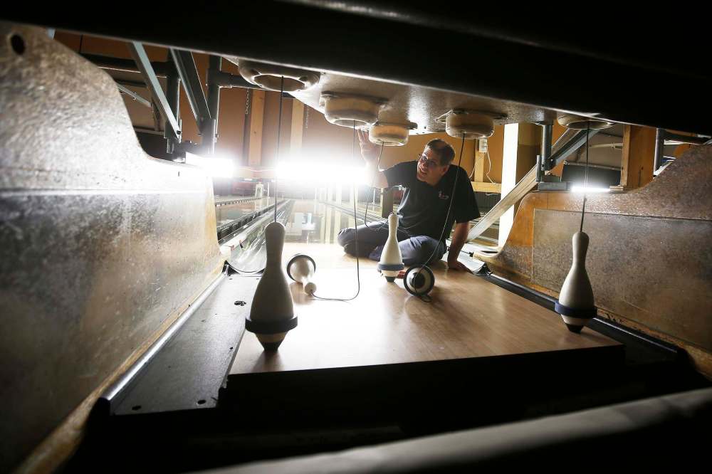 JOHN WOODS / WINNIPEG FREE PRESS
Todd Britton, owner of Uptown Alley, says Dubinsky (above) has a skill set that few possess in Canada.