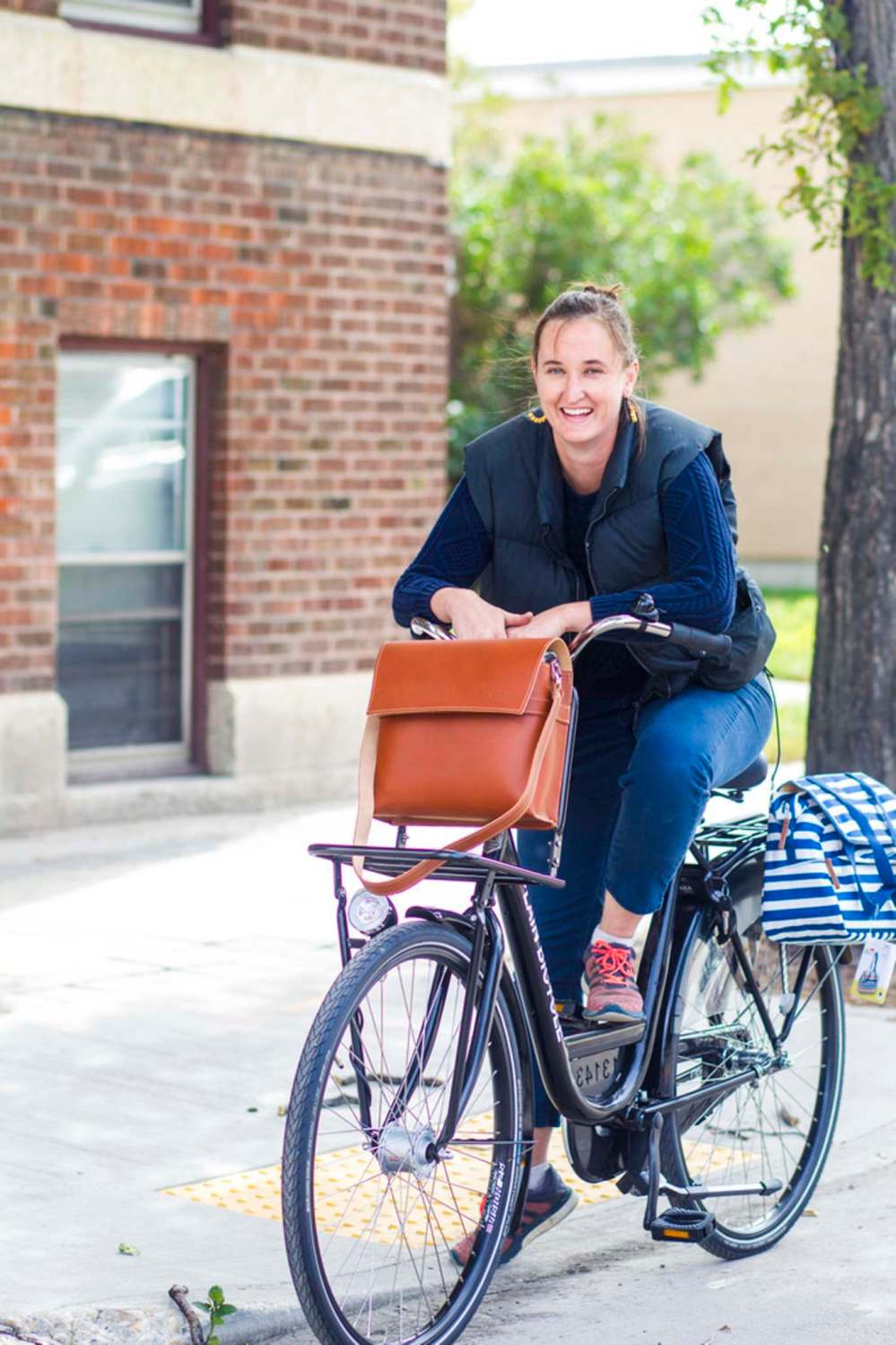 MIKAELA MACKENZIE / WINNIPEG FREE PRESS
The more people, particularly adult women, who become empowered to ride, the safer the streets will become, says Leigh Anne Parry.