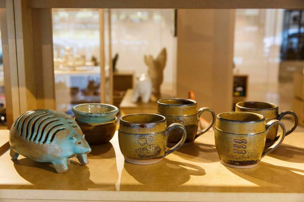 MIKE DEAL / WINNIPEG FREE PRESSThe Winnipeg Art Gallery Gift Shop is set to reopen today, after being renovated during the construction of the Inuit Art Centre at the WAG.