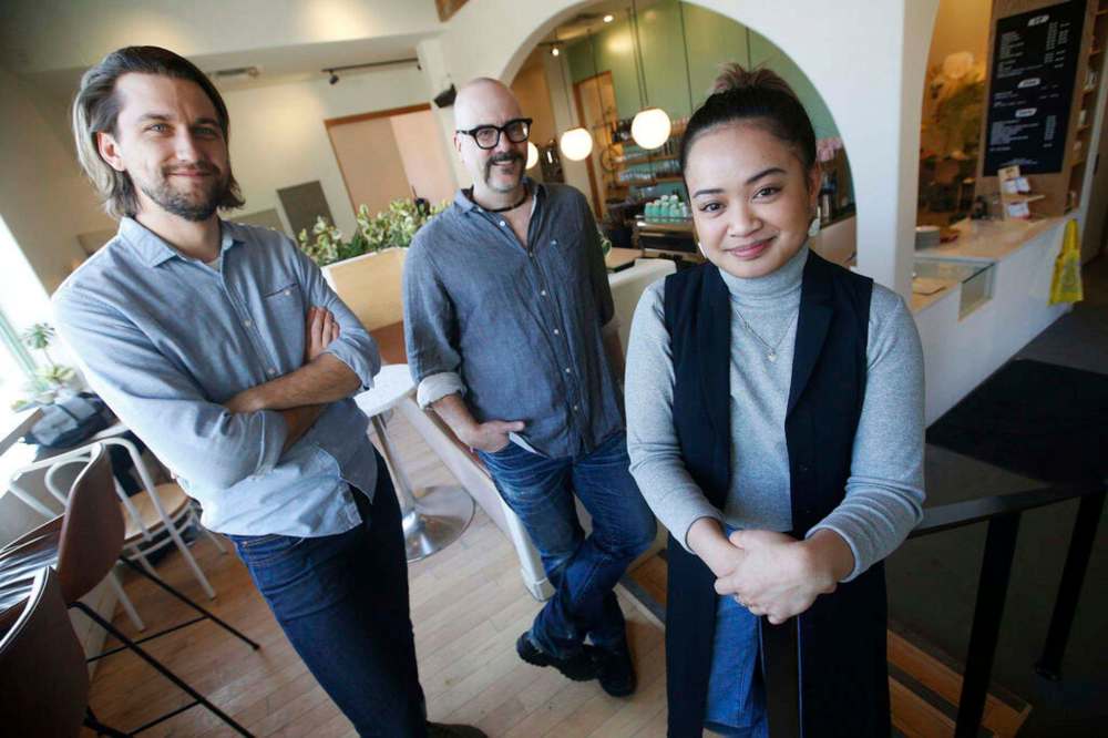 JOHN WOODS / WINNIPEG FREE PRESS files
Garrity, centre, with actors Hera Nalem and Kristian Jordan.