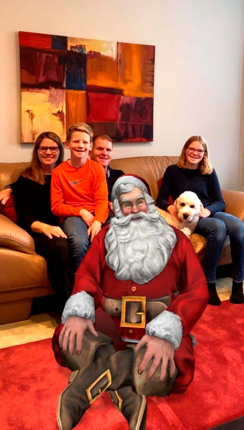 Supplied
Santa Pics uses augmented reality to insert St. Nick into users’ photos.
