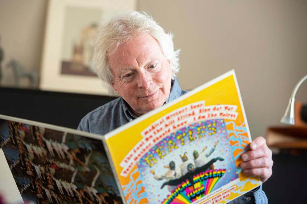 Mike Sudoma / Winnipeg Free Press files
Dan Donahue, reading the cover of the Beatles' Magical Mystery Tour album, puts Beatles 1 at the top of his list.