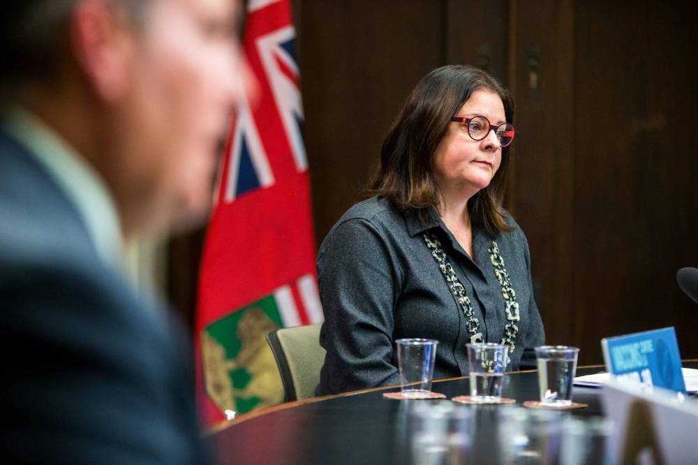 Education stakeholders requested additional time to prepare for changes to restrictions and contingency plans for staffing, said Premier Heather Stefanson (right). (Mikaela MacKenzie / Winnipeg Free Press)