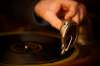 photos by JOHN WOODS / WINNIPEG FREE PRESS
Bill Perlmutter drops the needle on one of his many 78 r.p.m. records.