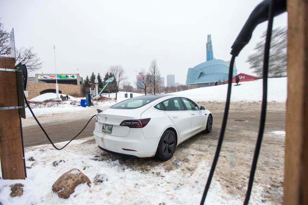 MIKAELA MACKENZIE / WINNIPEG FREE PRESS
There is sluggish demand and limited supply of electric vehicles in the province.