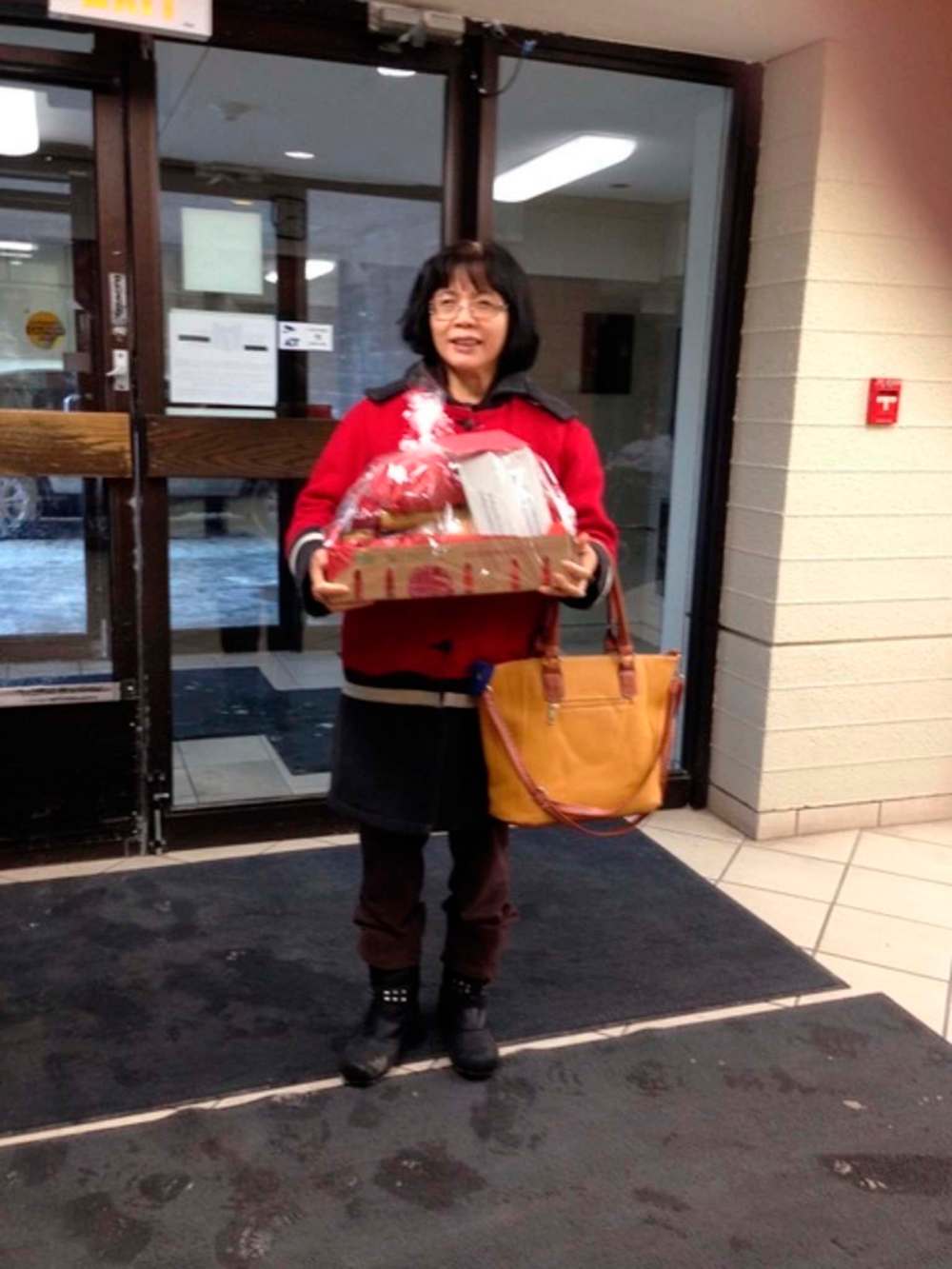 Supplied
Ronita Roy delivers food hampers to MAG clients.