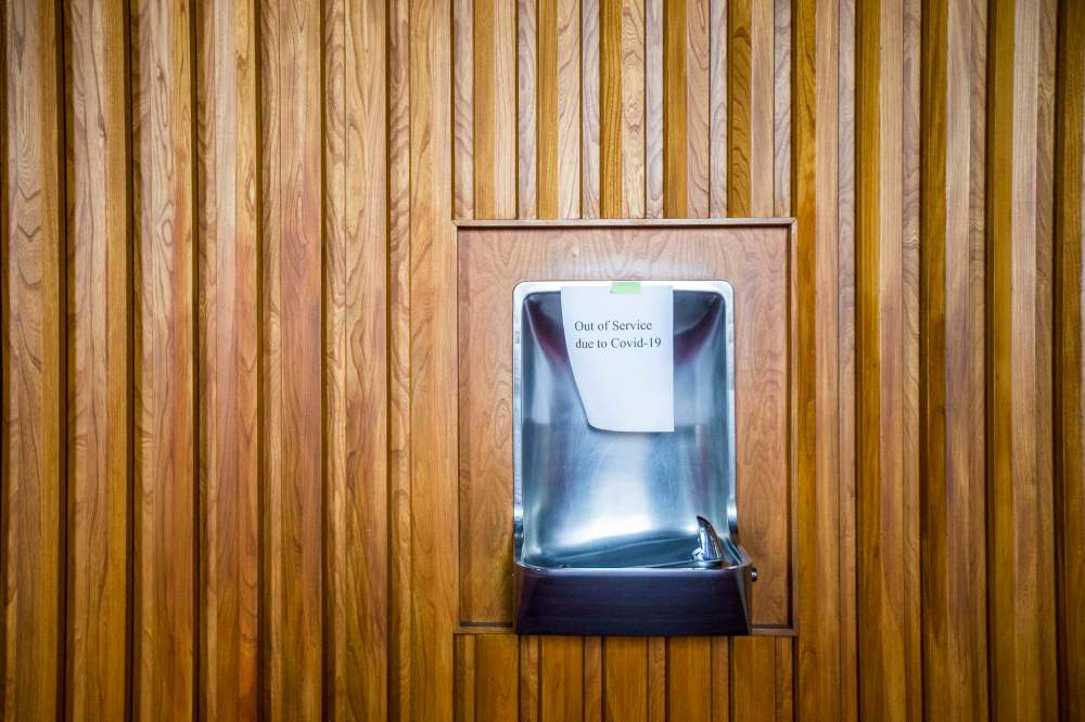 New safety protocols were in place for the few events held in the fall. (Mikaela MacKenzie / Winnipeg Free Press)