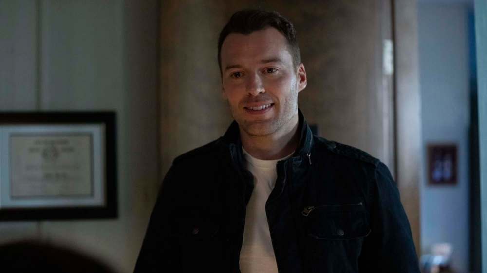 SHAUNA TOWNLEY / CBC
Billy Crawford (Peter Mooney)