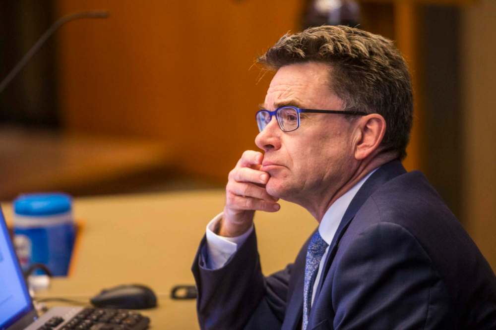 MIKAELA MACKENZIE / WINNIPEG FREE PRESS FILES
City councillor Brian Mayes says a major city planning document exaggerates the extent of urban sprawl in Winnipeg and unfairly blames it for too many city problems.