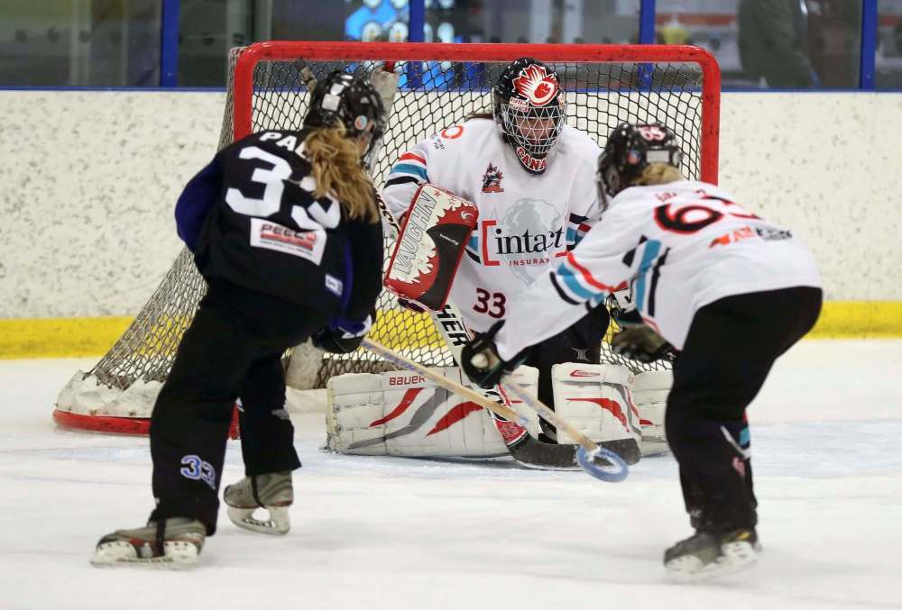 Clarkson got the chance to play in her province when the Manitoba Intacts team started in 2016. (Trevor Hagan / Winnipeg Free Press files)