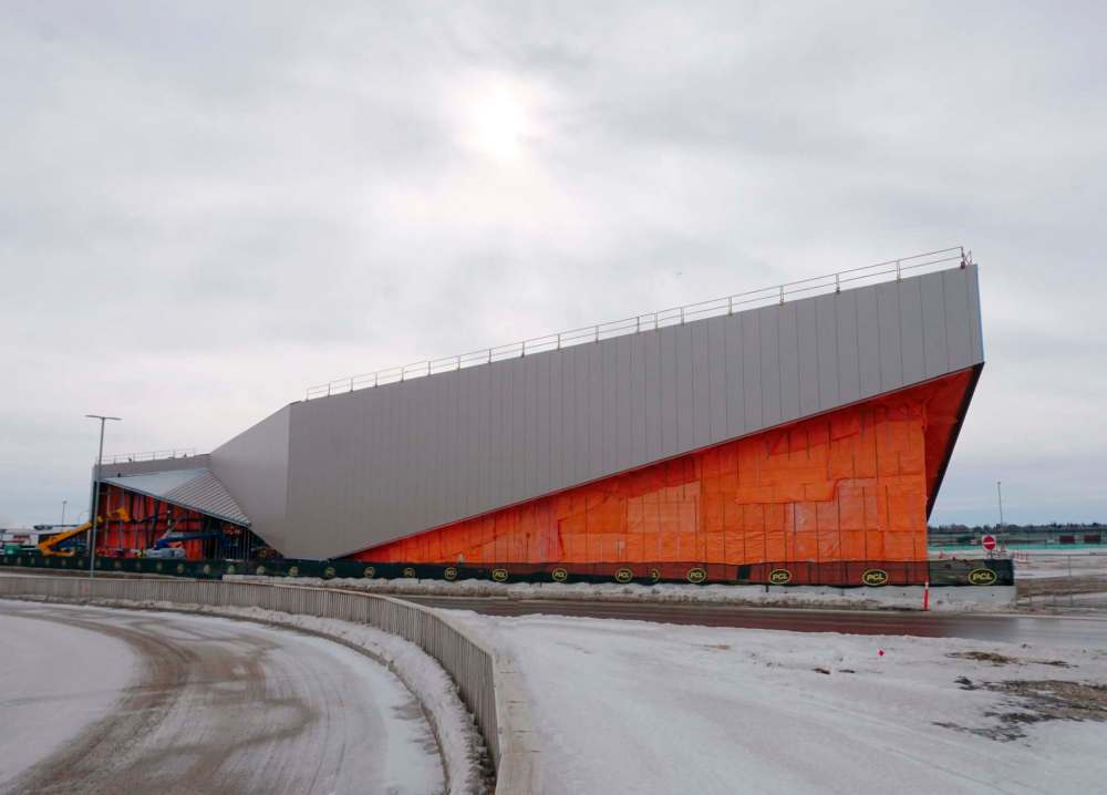 Monique Buckberger photo
The new building overlooks the airport’s apron at the south end of the Wellington Avenue loop.