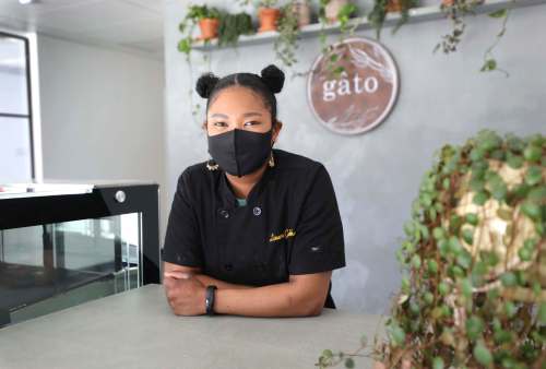 RUTH BONNEVILLE / WINNIPEG FREE PRESS
The short menu of vegan baked goods at Gâto reflects baker Laura Gurbhoo&rsquo;s dedication to using only sustainable ingredients and practices.