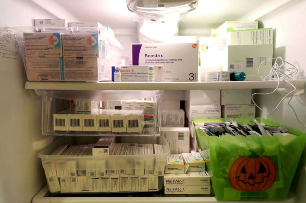 RUTH BONNEVILLE / WINNIPEG FREE PRESS
If children miss out on vaccinations at school, they can still get the necessary shots from their family doctor.
