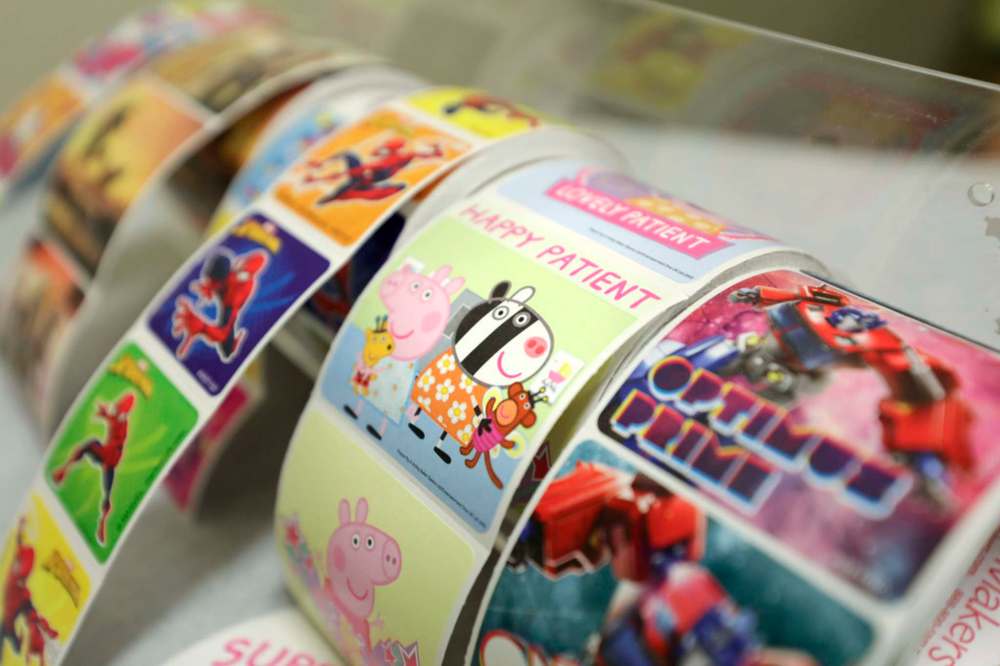 RUTH BONNEVILLE / WINNIPEG FREE PRESS
Vaccinations are a tough sell for some parents, even with the lure of fun stickers for their children.