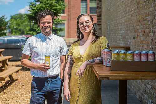 MIKAELA MACKENZIE / WINNIPEG FREE PRESS
Matthew Sabourin (of Nonsuch Brewing, left) and Callan Anderson (of Patent 5 Distillery) are collaborators on a new beverage company called Nifty Drinks.