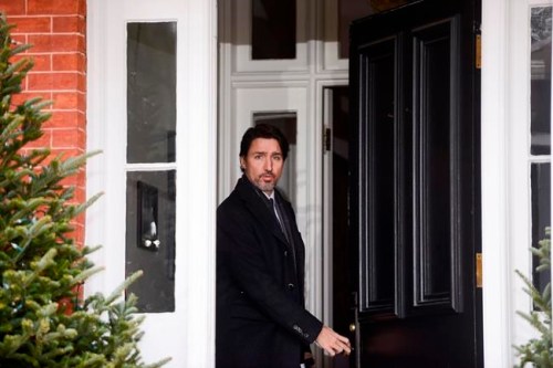 Prime Minister Justin Trudeau addresses Canadians on the COVID-19 pandemic from Rideau Cottage in Ottawa on Friday, April 3, 2020. THE CANADIAN PRESS/Sean Kilpatrick