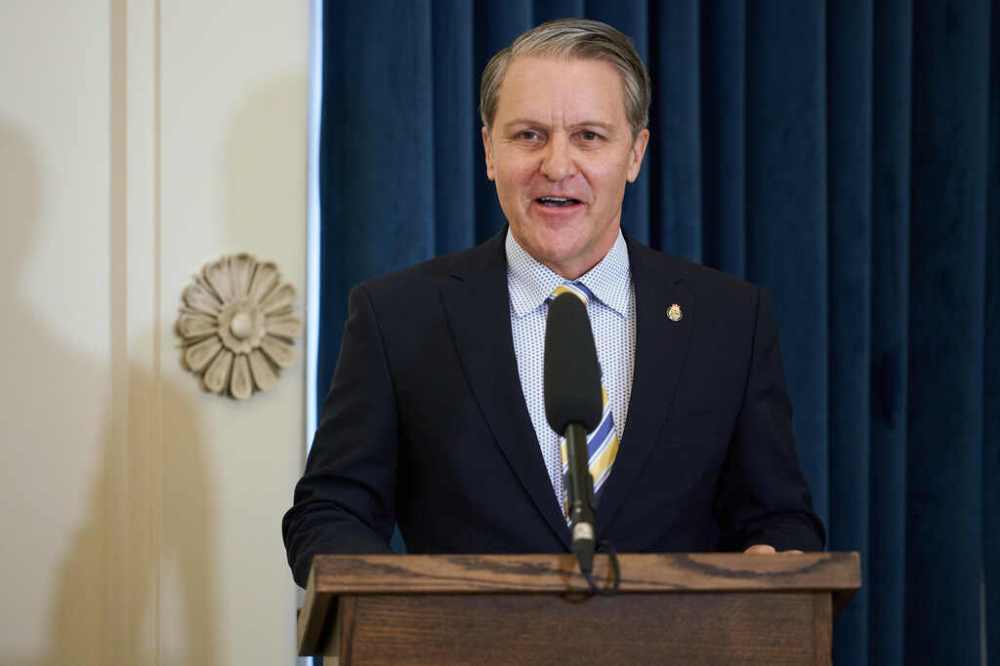 CP
By posting a cap on what the government and Manitoba Hydro can borrow, people can see the government is committed to staying within its means, says Finance Minister Cameron Friesen. (David Lipnowski / The Canadian Press files)