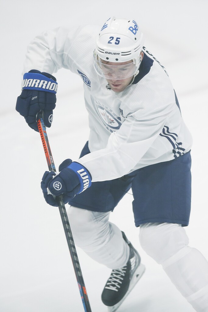 Paul Stastny is back in a Jets jersey after a stint in Las Vegas. (John Woods / The Canadian Press files)