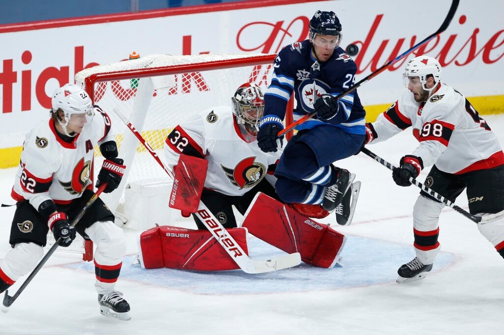 CP
Paul Stastny has 13 goals and 16 assists this season. (John Woods / The Canadian Press files)