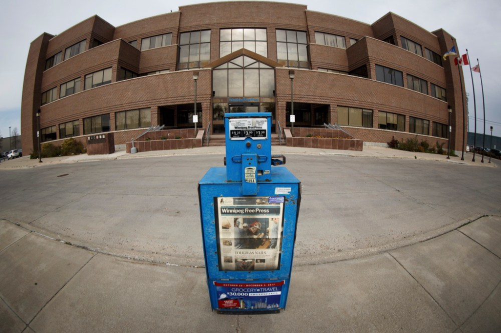 All staff at the Free Press will take a pay cut because of a collapse in advertising revenue. (Mike Deal / Winnipeg Free Press files)