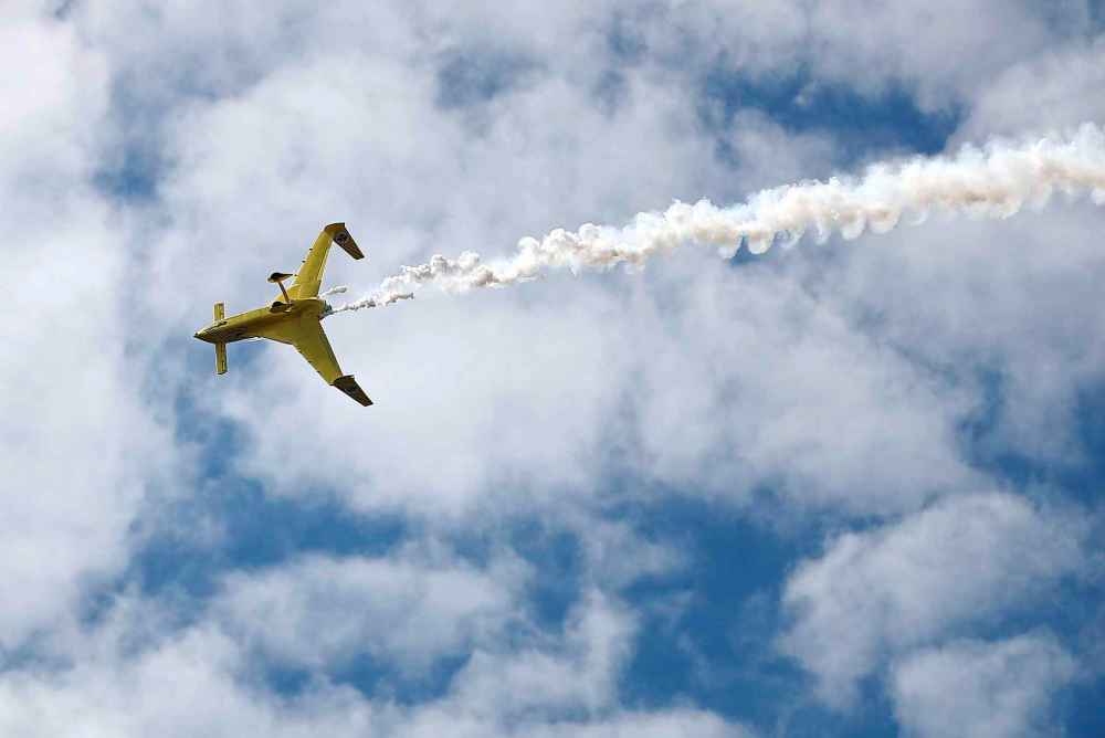 Kyle Fowler flies his plane during the airshow.