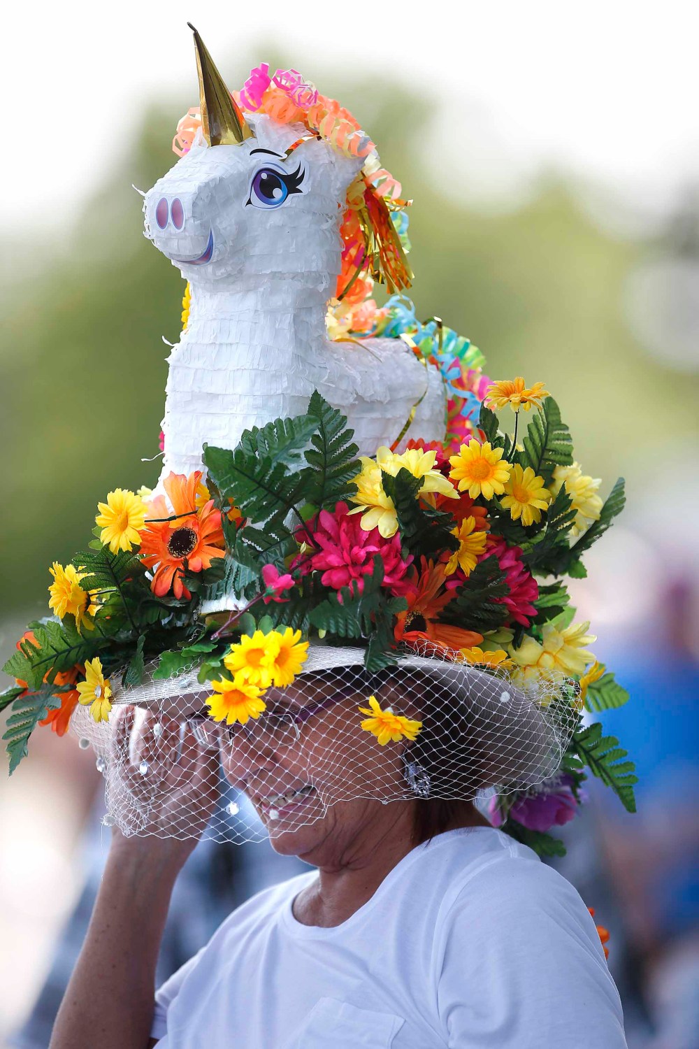 A closer look at Jamie Bremner's unicorn hat.