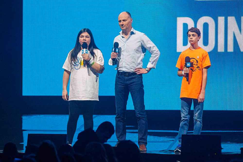 Winter Ross from Juniper School in Thompson and Gabriel Maitre from Ecole Lacerte School in Winnipeg with Winnipeg Free Press editor Paul Samyn.