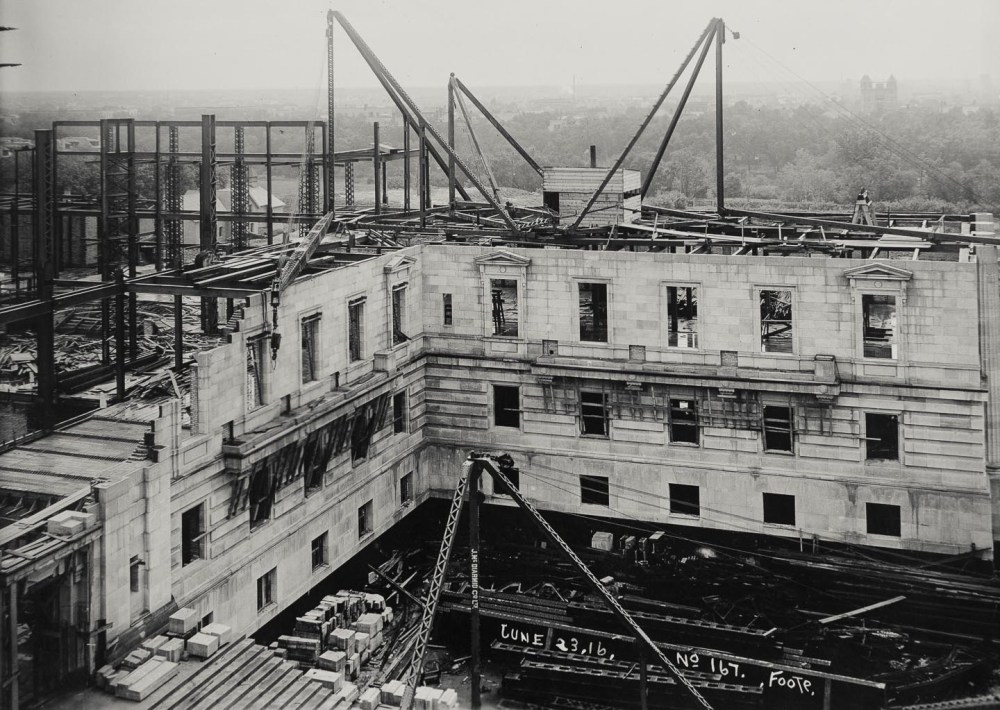 The construction site in June 1916 (Archives of Manitoba).